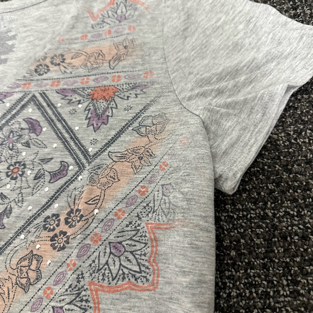 Time And Tru t-shirt Women L 12/14 gray Tee embellished Floral short sleeve - Picture 3 of 11